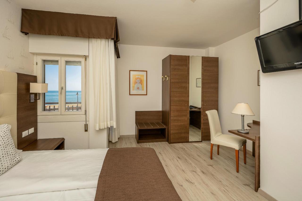 Hotel Adria Sul Mare Caorle Exterior photo