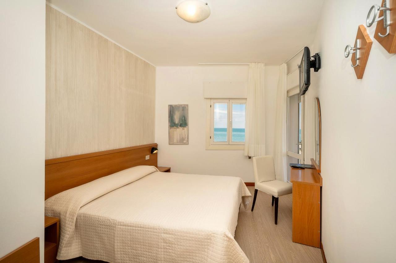 Hotel Adria Sul Mare Caorle Exterior photo